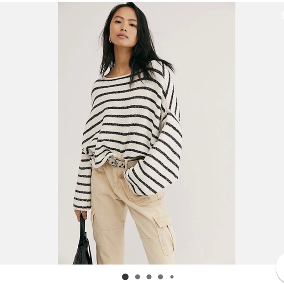 Free People - Bardot Sweater - only worn few times - Picture 4 of 15